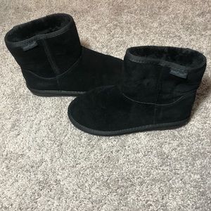 Minnetonka Boots